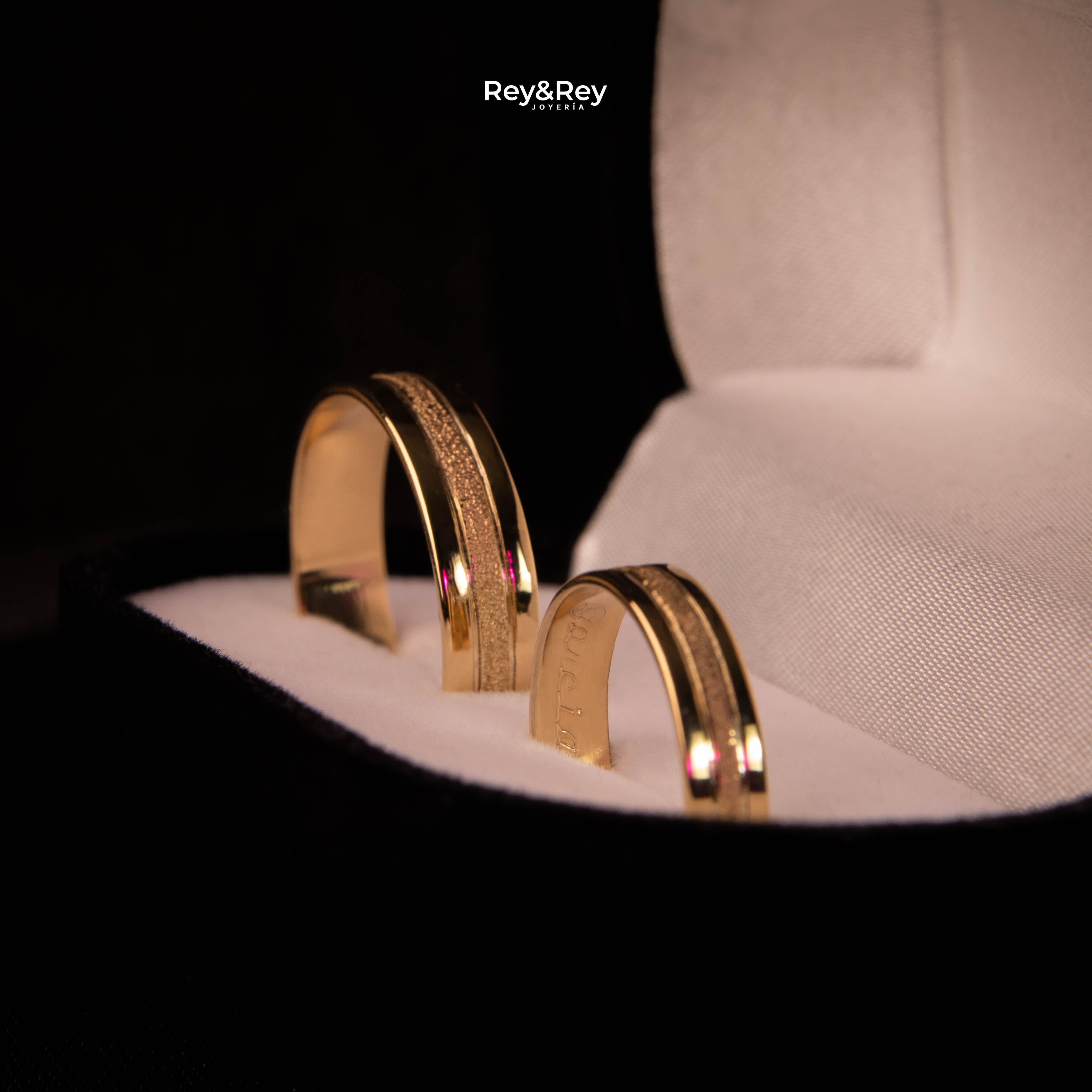 Anillo Matrimonial Craquel MID de Oro 10k