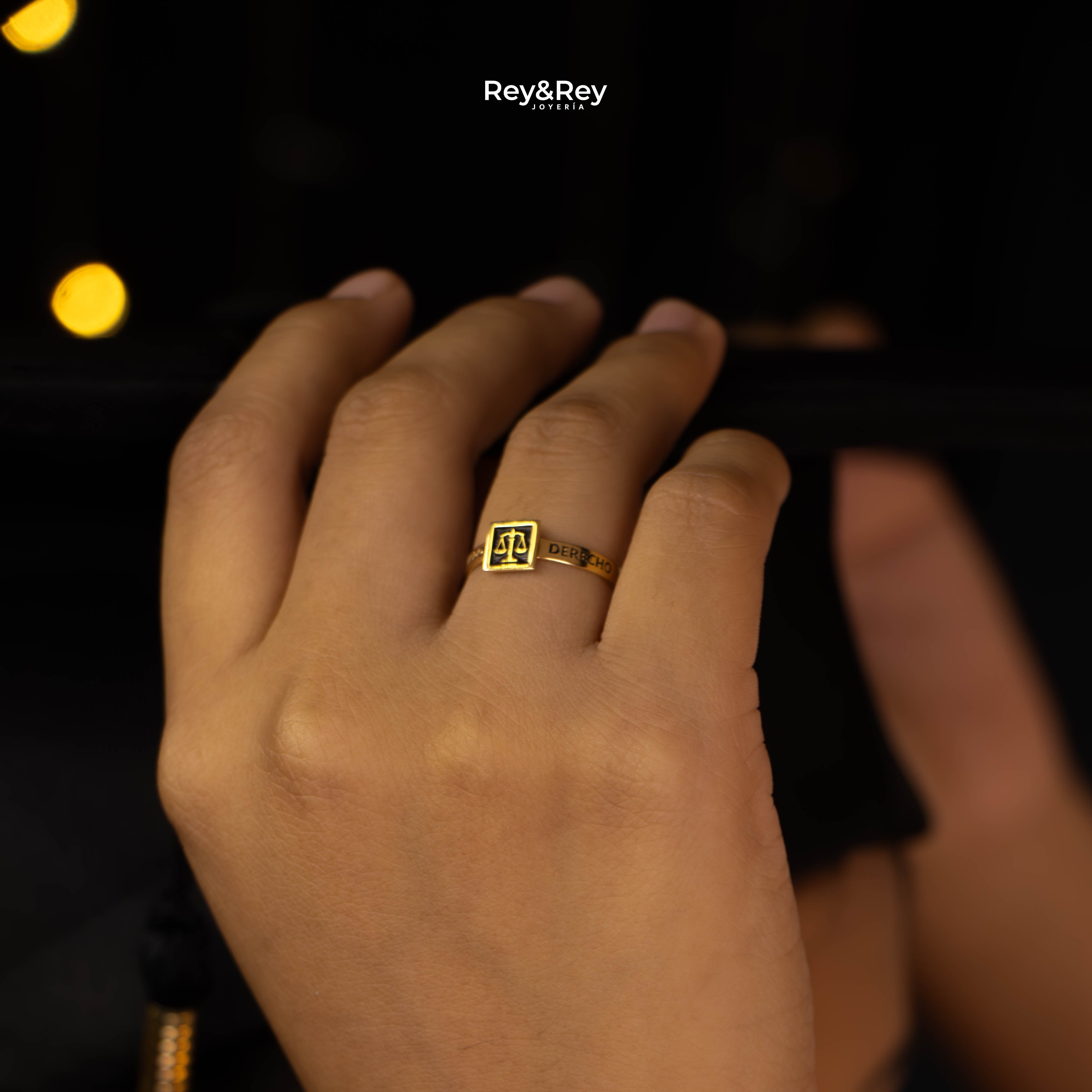 Anillo Graduación Square Oro 10k