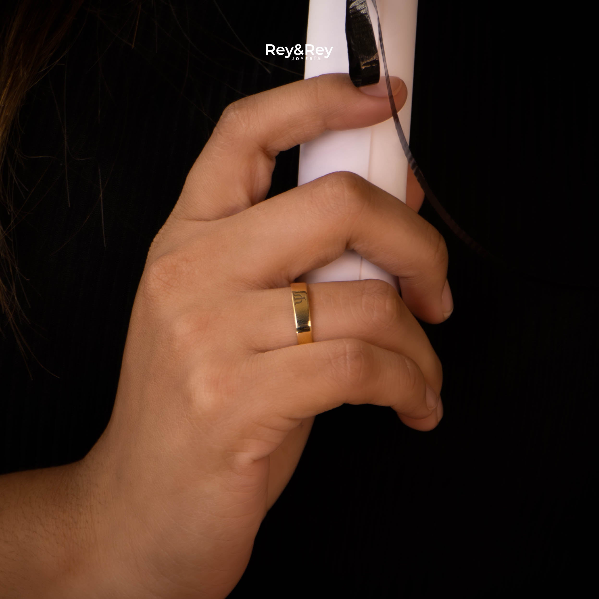 Anillo Graduación Ciclo Logos Oro 10k