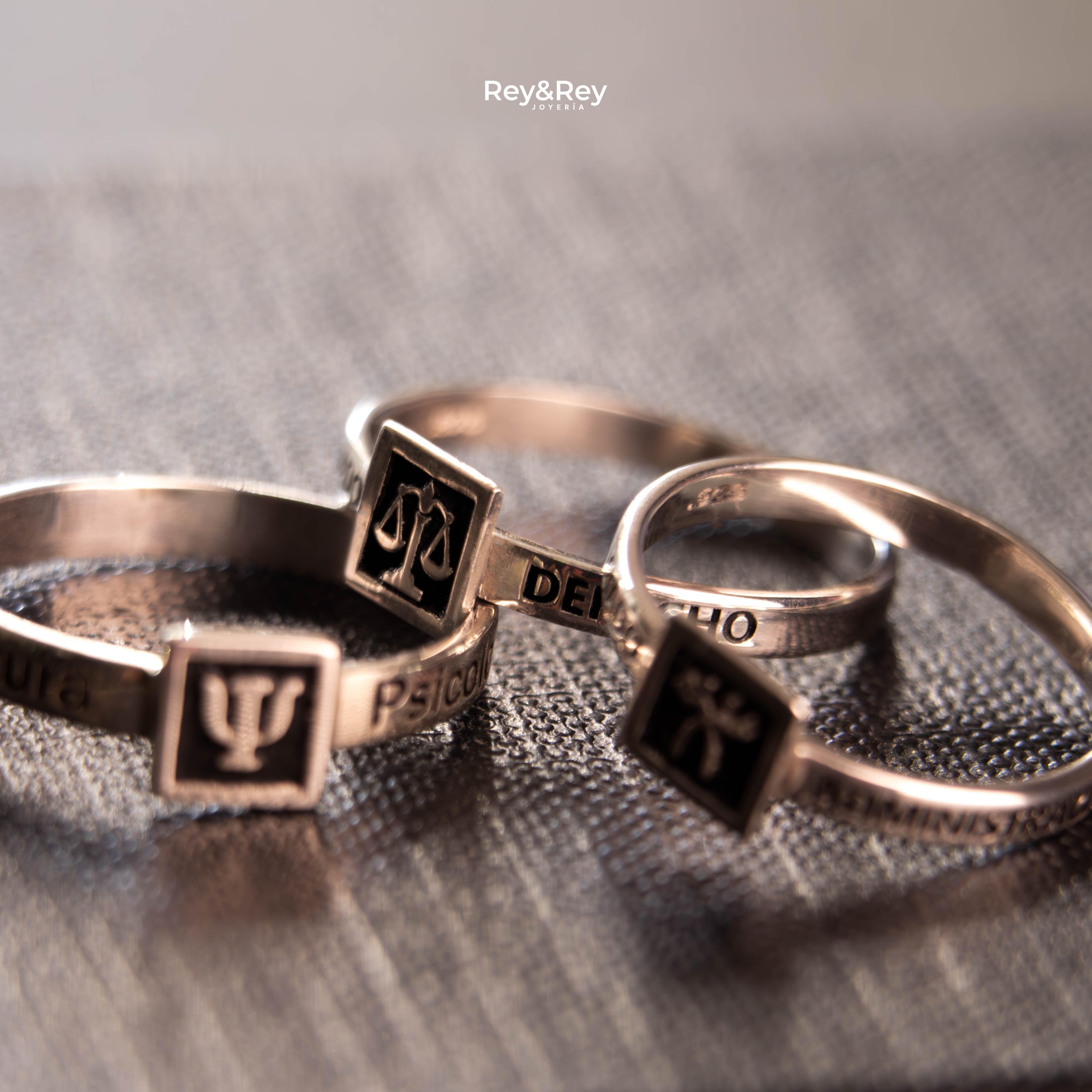 Anillo Graduación Square Plata .925