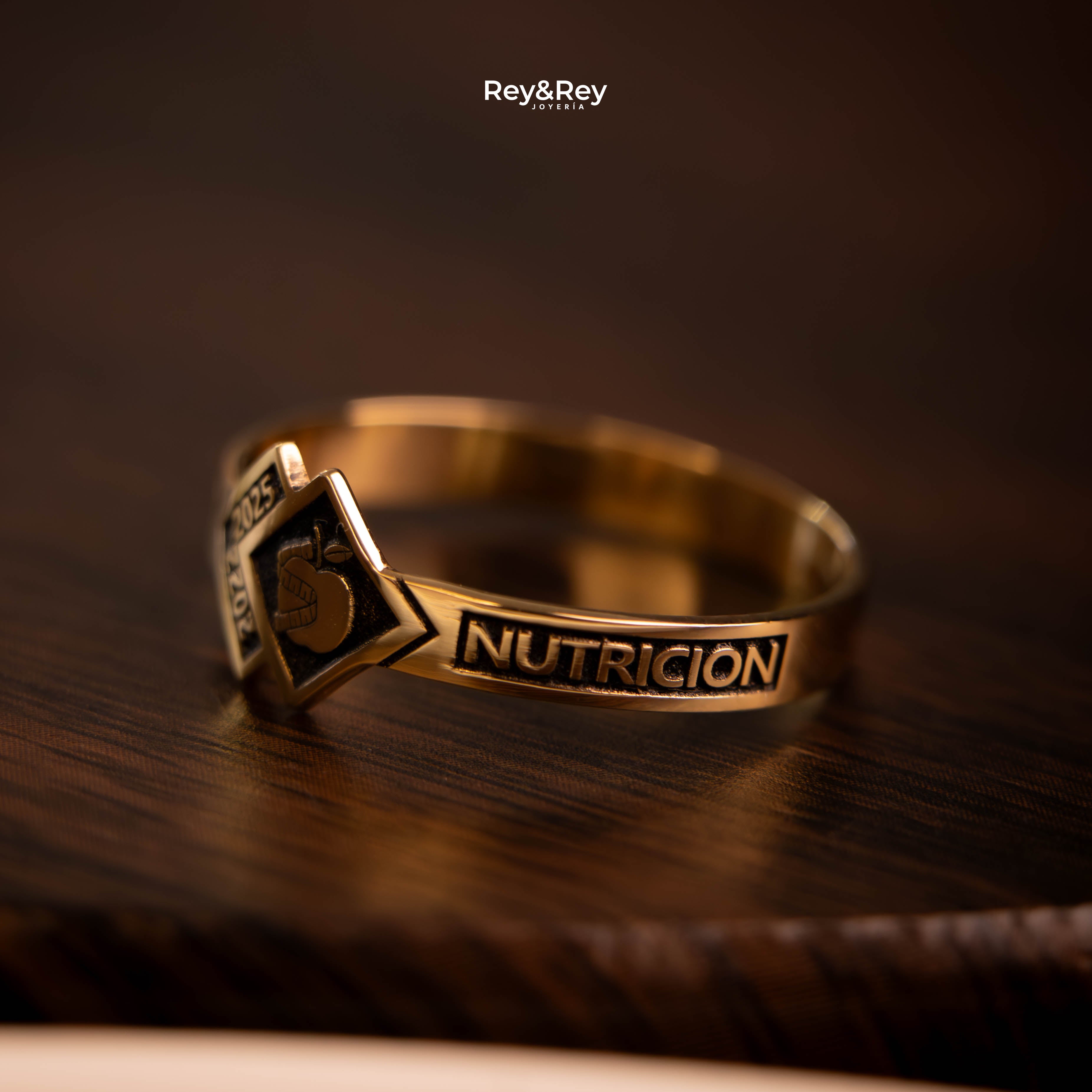 Anillo Graduación Skalon Oro 10k