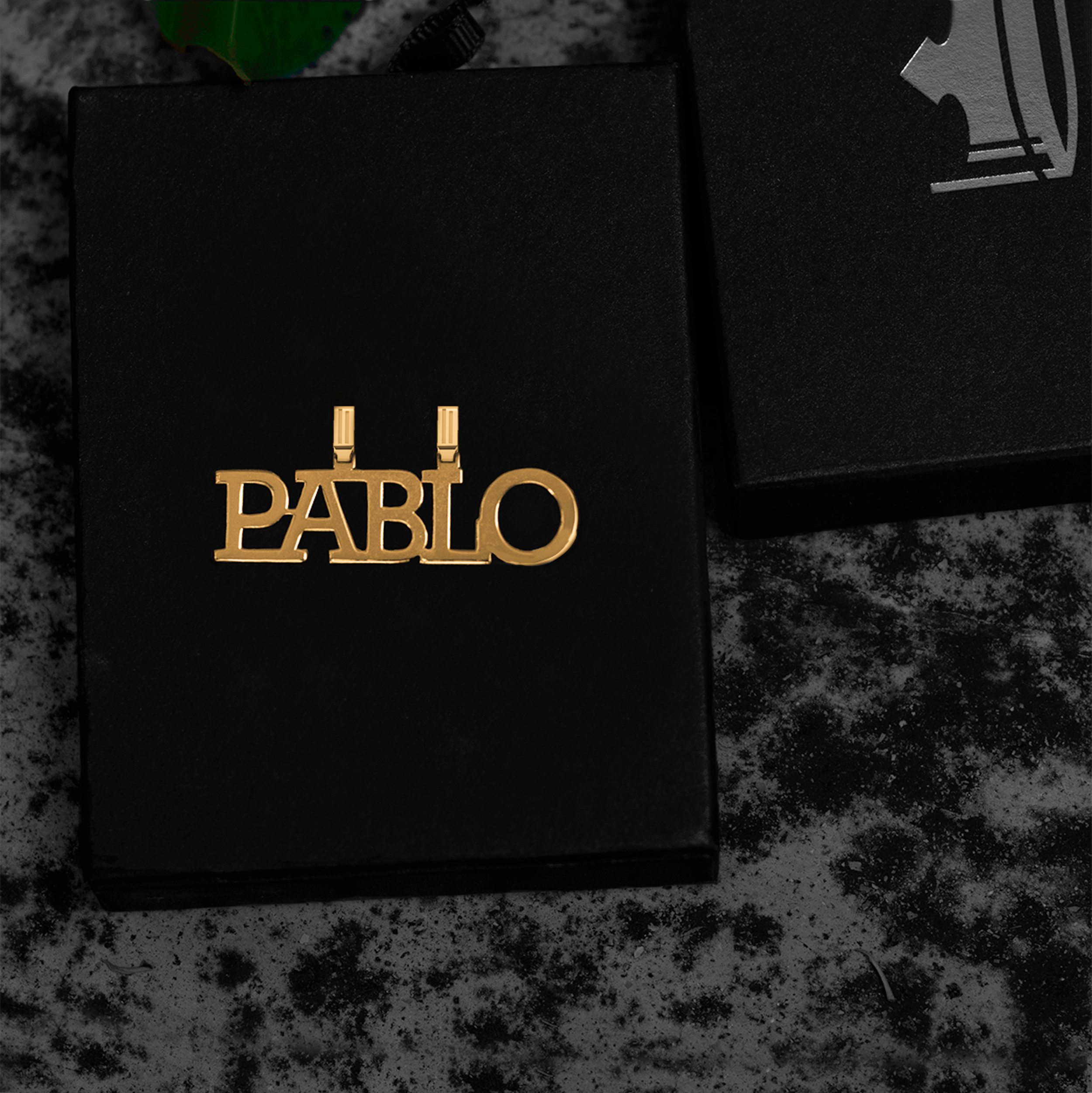 Dije Monarca Personalizable Oro 10k Primerly